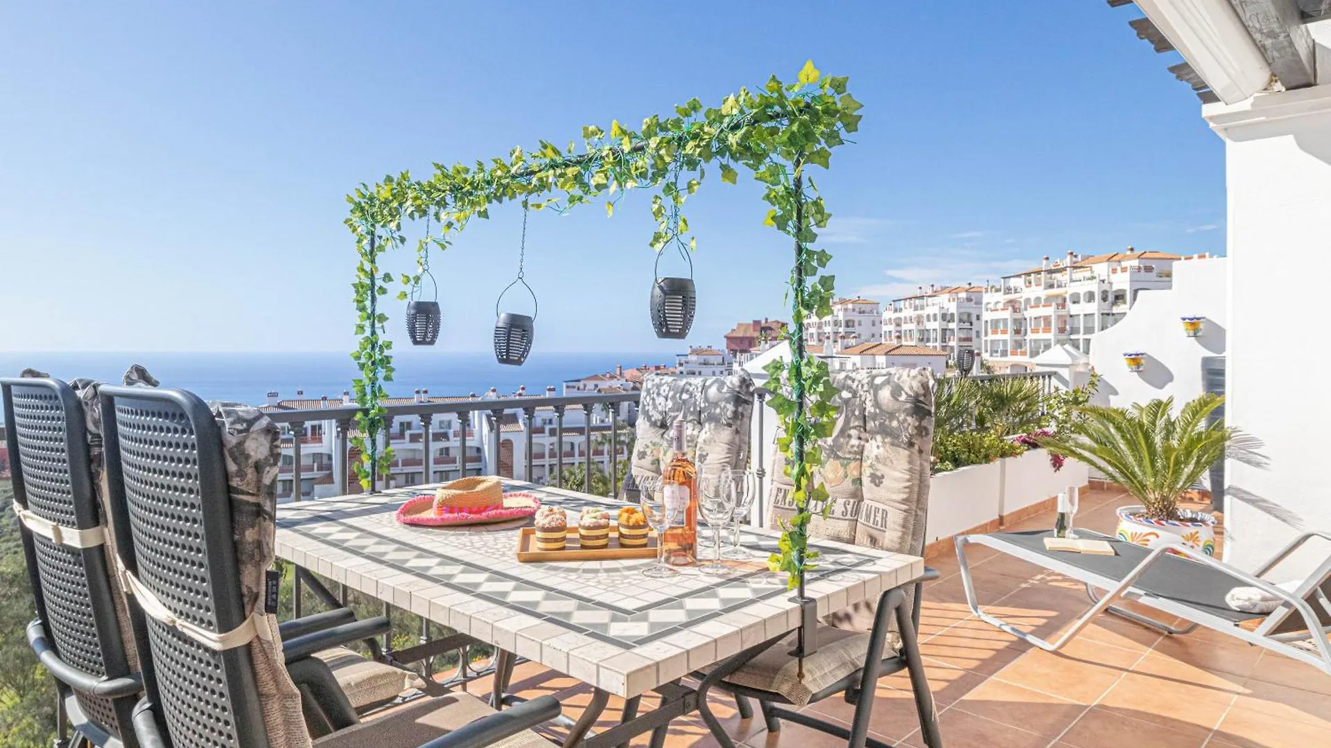 Apartment Calahonda Palmeras Best Views - Happy Rentals Mijas